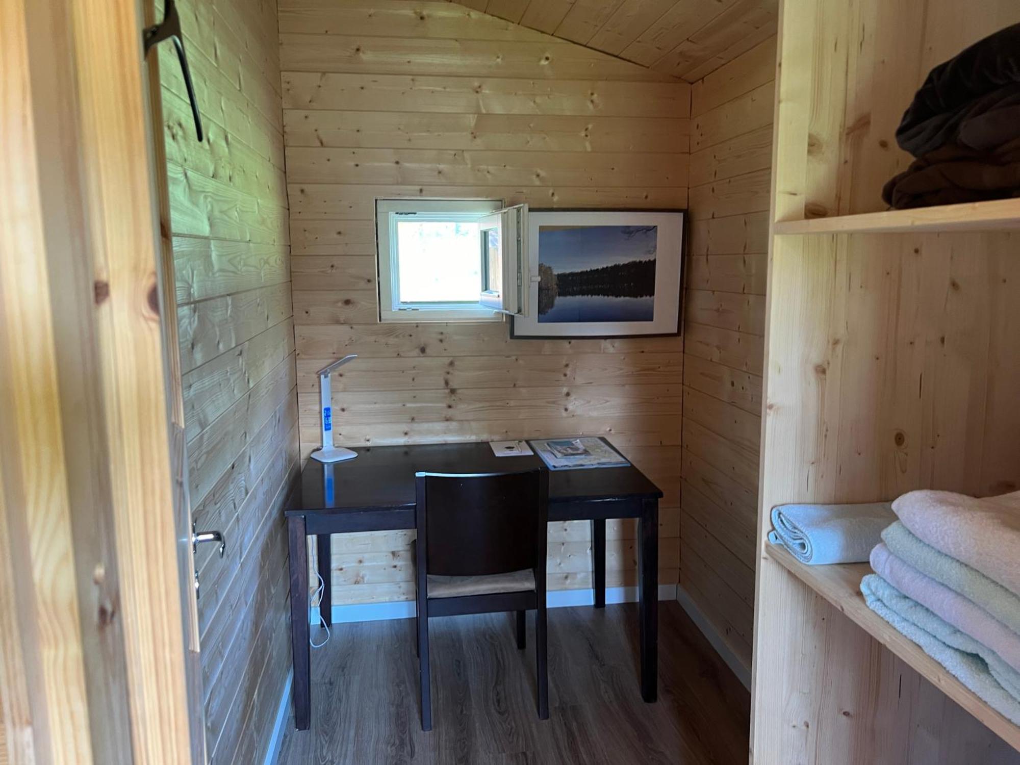 Marika Puhkekuela - Metsanurga Oeoemaja "Shared Bathroom" Nova Exteriör bild