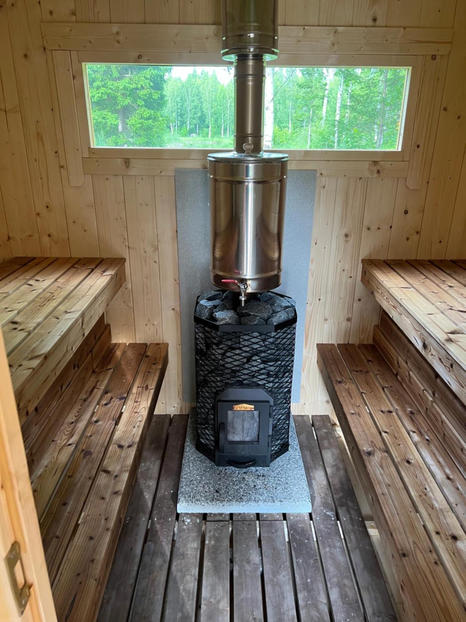 Marika Puhkekuela - Metsanurga Oeoemaja "Shared Bathroom" Nova Exteriör bild